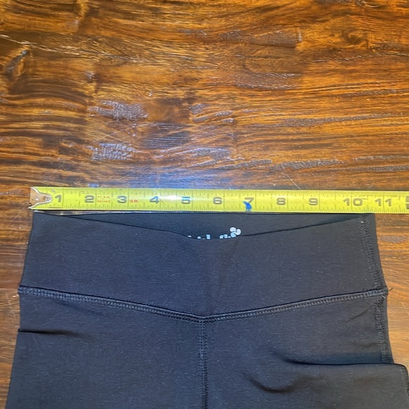 Triple Flip Crops - Picture 6 of 7